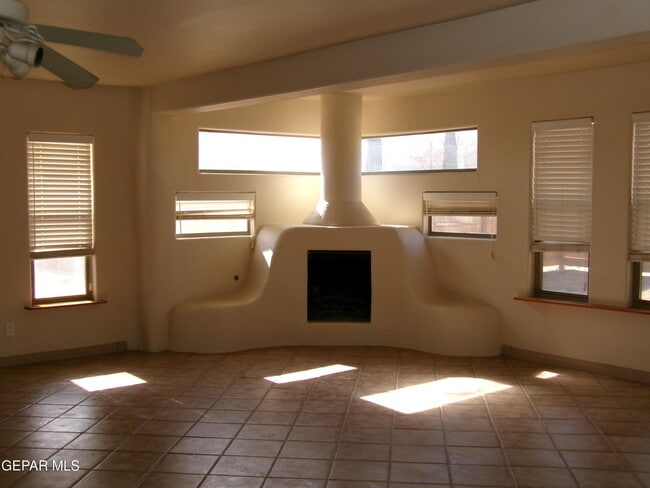 Photo - 3933 Emory Rd