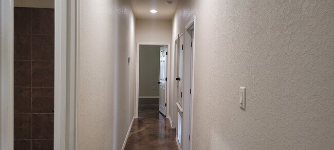 Photo - 3/2 in New Braunfels