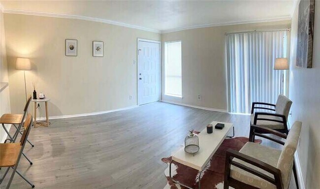 Photo - 1810 N Garrett-117.71 Unit 117.71