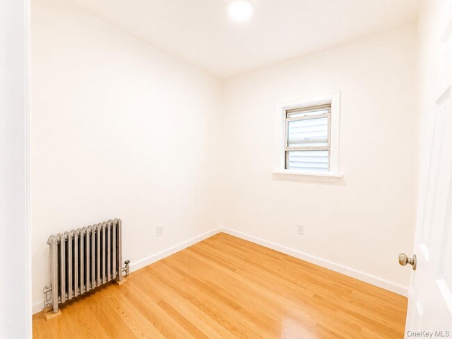 Photo - 69-23 59th Rd Unidad 2