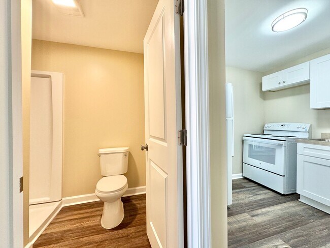 Photo - 1 Bedroom Convenient to UNC-G