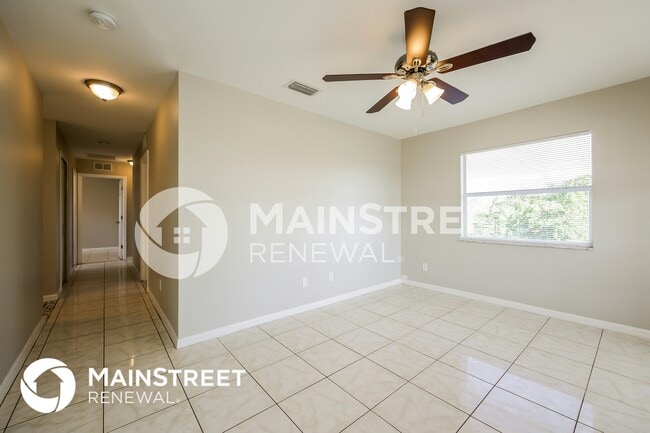 Photo - 2804 72nd St W