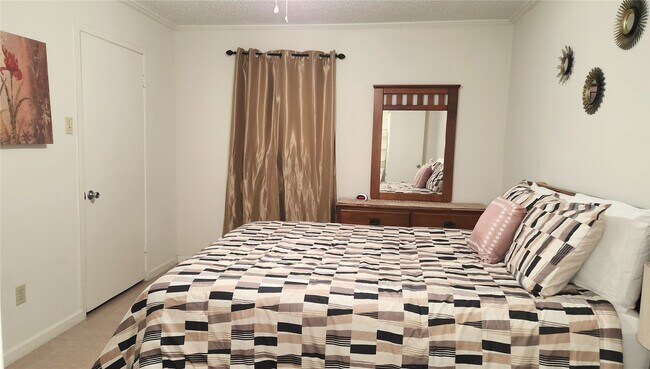 Photo - 4727 W Alabama St Unidad 105