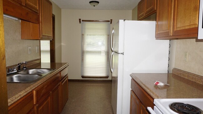 Photo - 7574 Beverly Dr