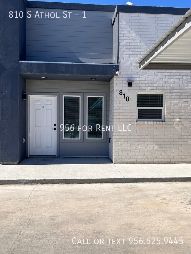 Photo - 810 S Athol St Unidad 1