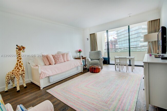 3400 SW 27th Ave Unit 1607