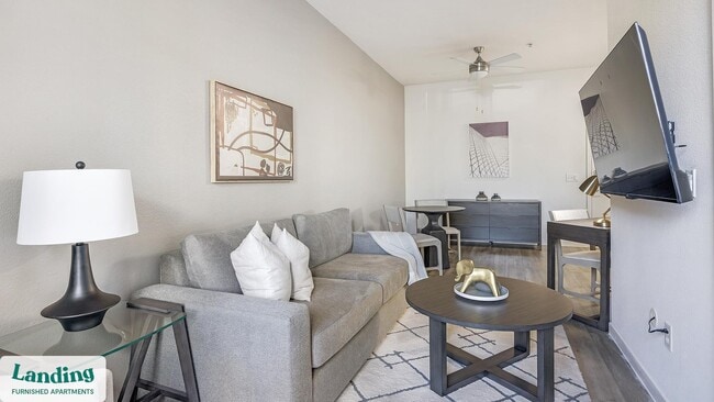 Photo - 1811 E Apache Blvd Unidad 1038.1408796