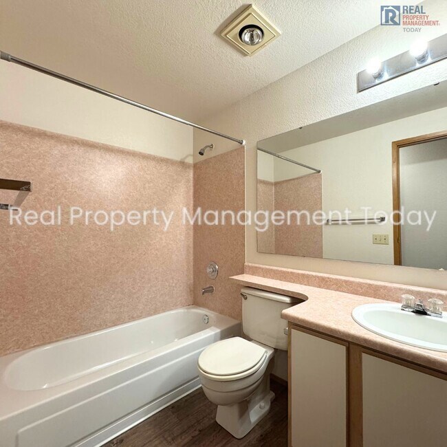 Photo - Cozy 3-Bedroom, 2-Bath Condo with Views & Private Outdoor Space