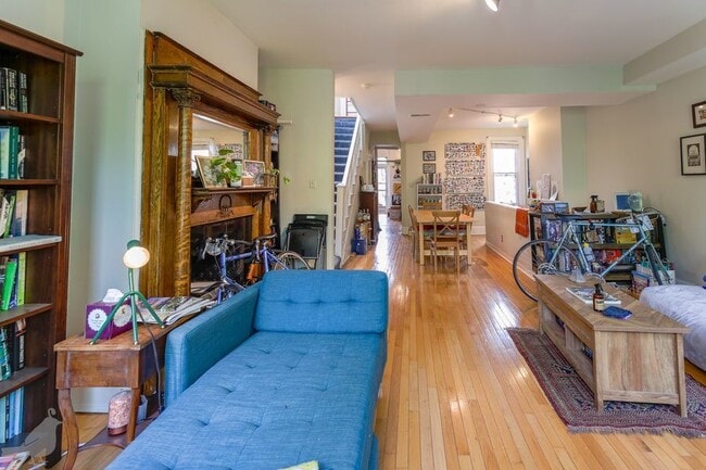 Building Photo - 1246 Columbia Rd NW Unit 2 Rental