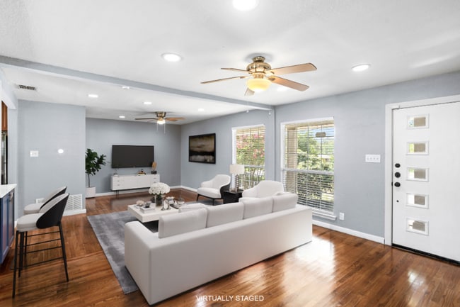 Photo - 615 Rittiman Rd