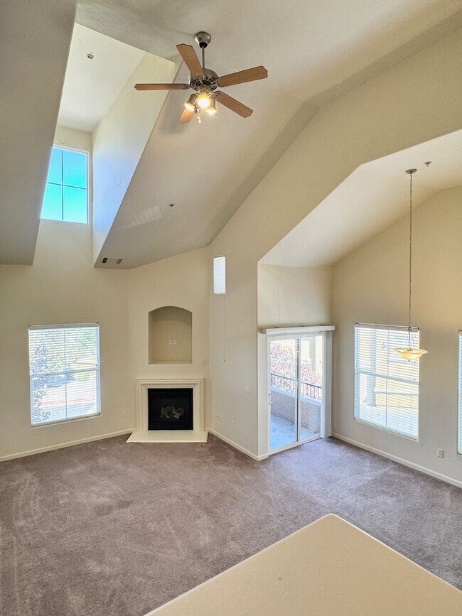 Photo - Townhouse in Triana South Meadows