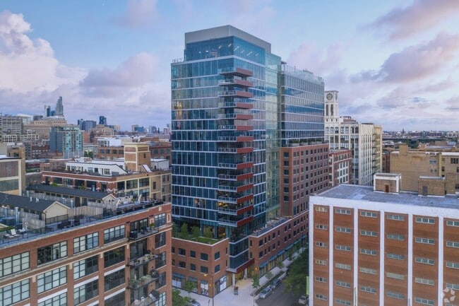 Building Photo - 205 S Peoria St Unit 1515