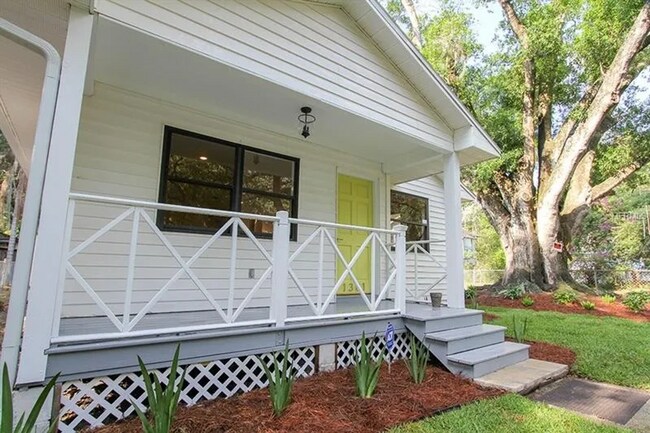 Photo - Fully Renovated Home in Prime Tampa Location with Fenced and Private Yard! 3bed |1.5 bath