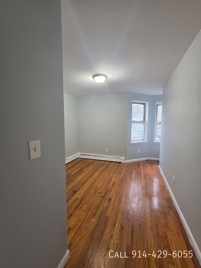 Photo - 64 Jackson St