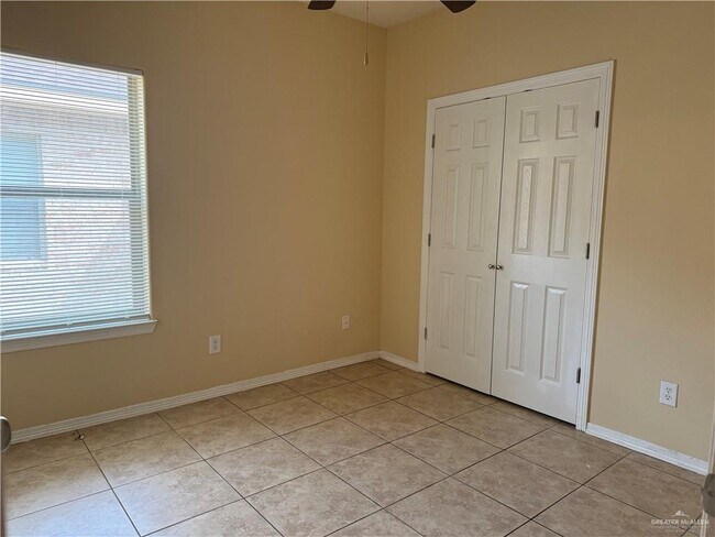 Photo - 7 South Dr Unit B