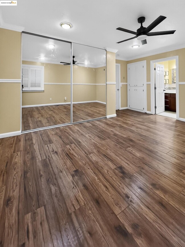 Photo - 2322 Peachtree Cir