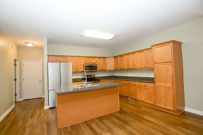 Photo - 110 Willow Creek Ln