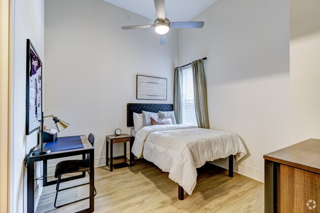 4 habitaciones, 4 baños - 1275 pies cuadrados - Dormitorio - The Landing College Station