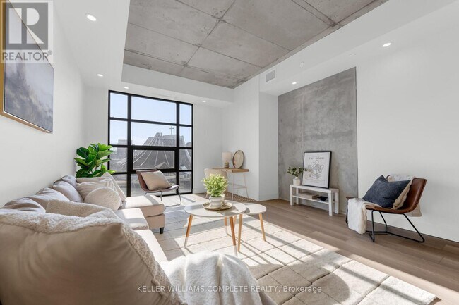 Photo - 24 Augusta St Unit 205