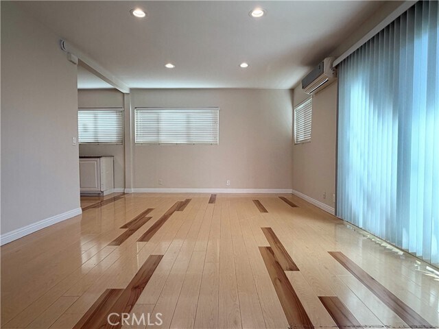 Photo - 763 Arcadia Ave Unidad 2