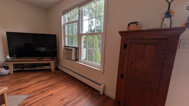 184 Brock St Unidad B