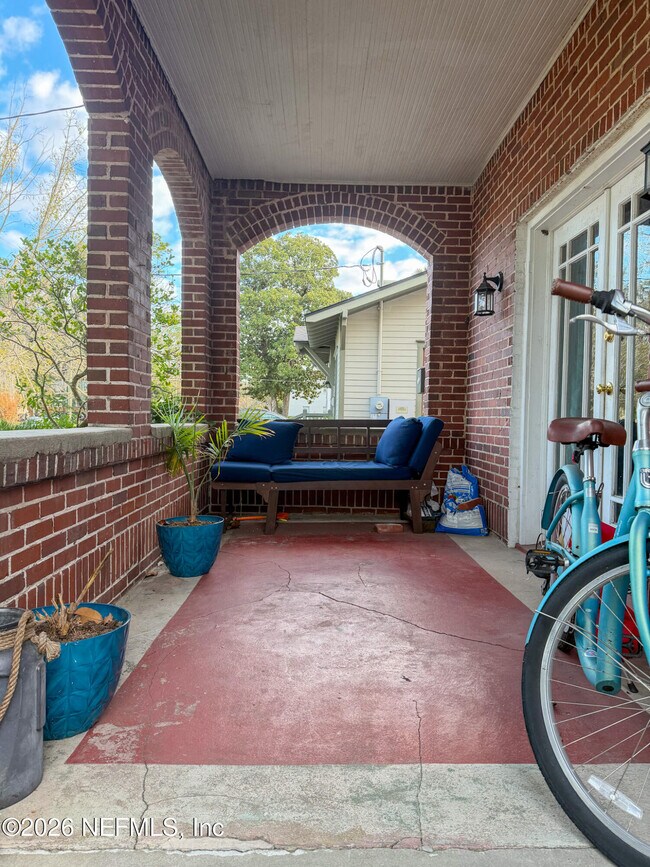 Photo - 3664 Riverside Ave