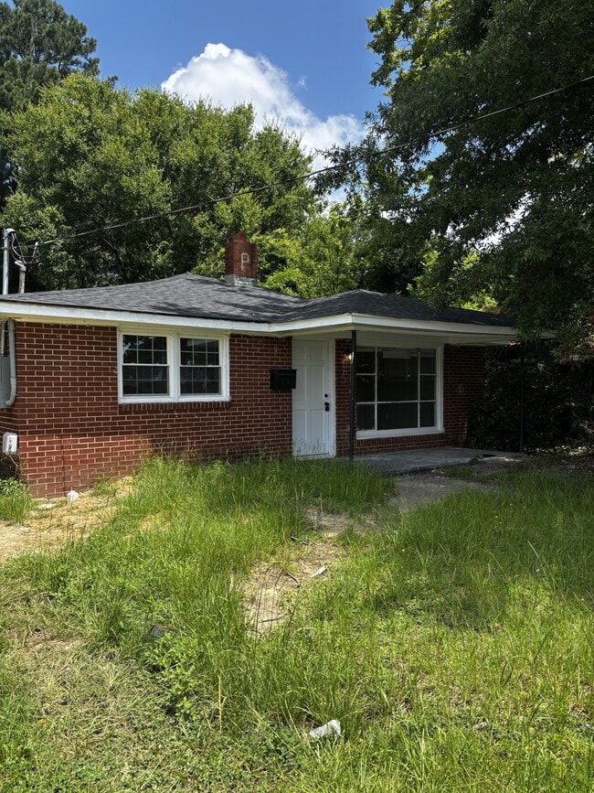 Photo - 1127 Olivia Ln