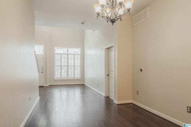 Building Photo - 2020 5th Ave S Unit 137