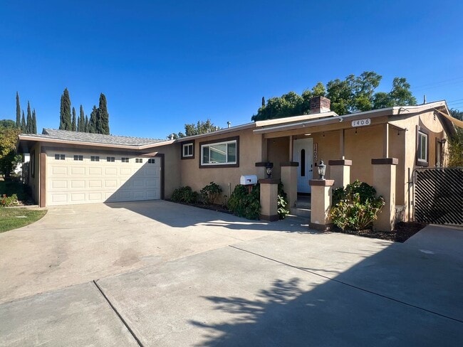 Charming Redlands Home - Charming Redlands Home
