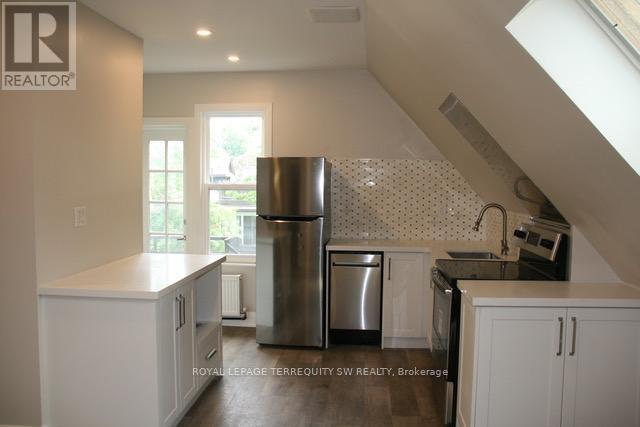 Photo - 115 Madison Ave Unité 6