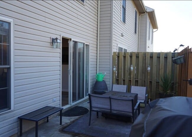 Photo - 104 Hunters Ridge Dr