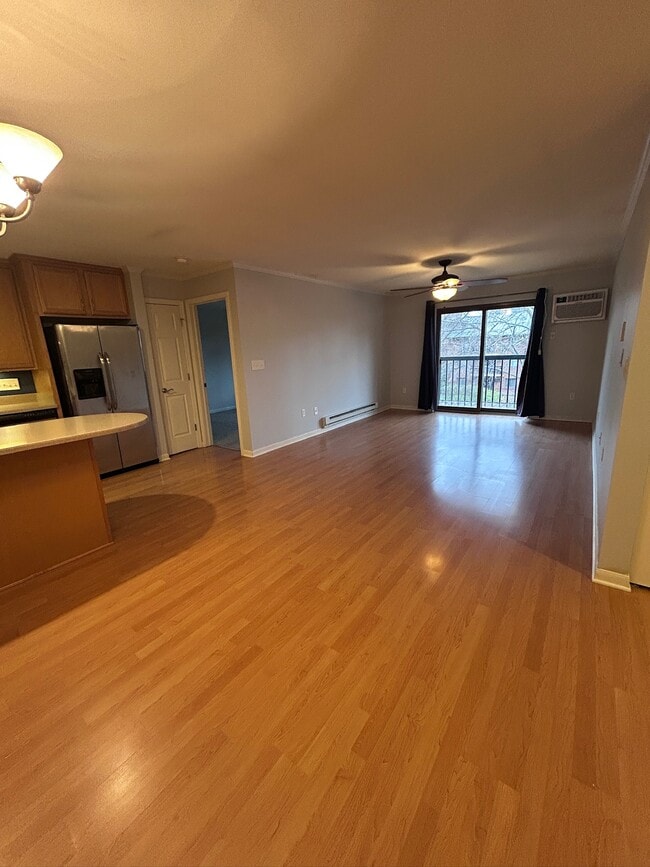 Building Photo - 1108 N Milwaukee St Rental