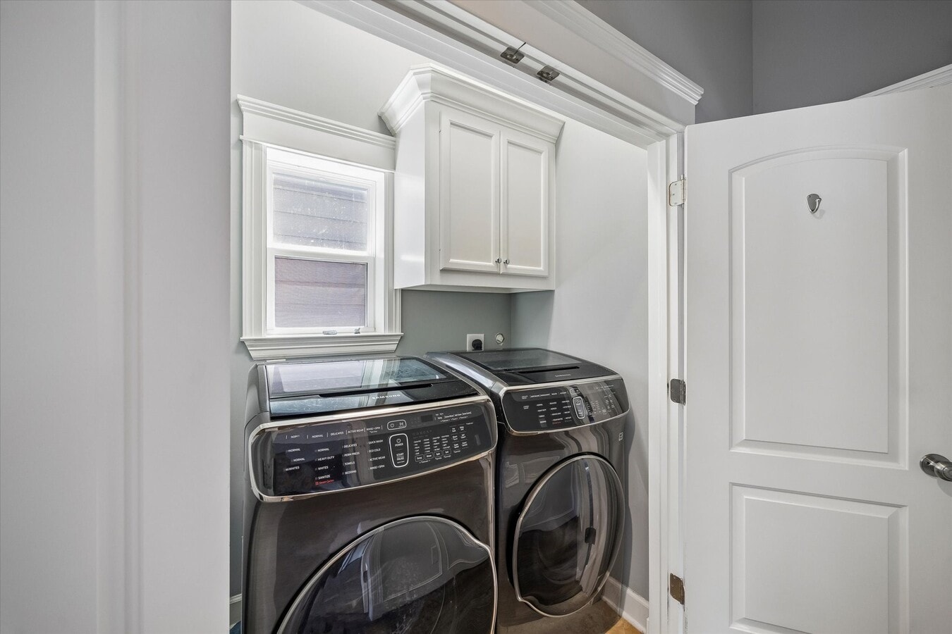 Photo - 609 Rutland St