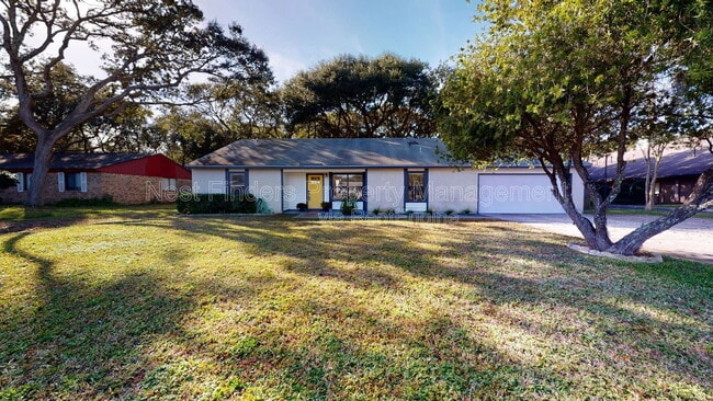 Photo - 500 Penman Rd