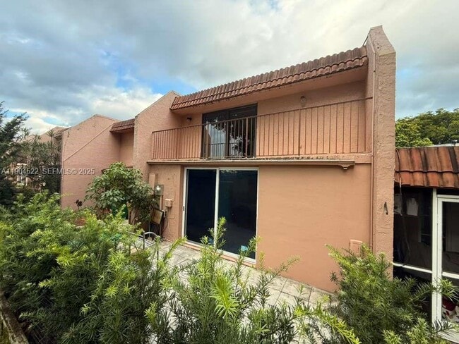 Photo - 23 N Valencia Dr Unit 2-32