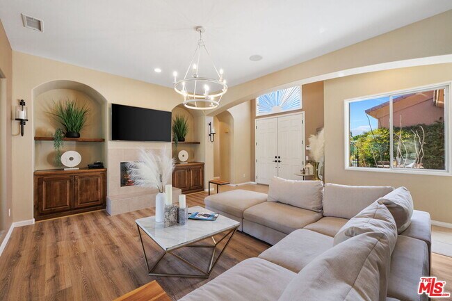 Photo - 4 Cartier Ct