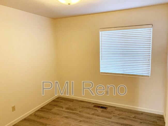 Photo - 5725 W Brookdale Dr