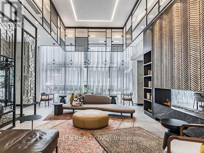 Photo - 251 Manitoba St Unité 1807