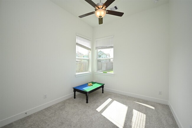 Building Photo - 1535 Cathedral Bend Drive