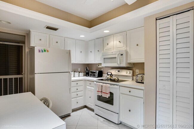 Photo - 18440 SE Wood Haven Ln Unit C