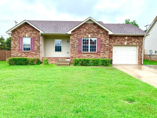Building Photo - 685 Foxfield Dr Rental