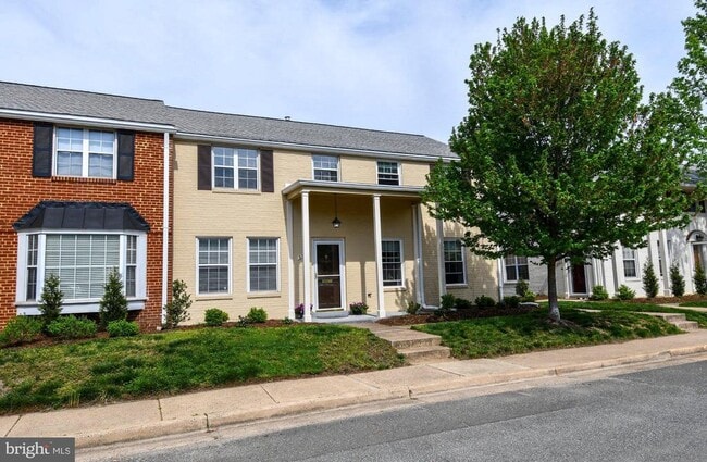 Building Photo - 3737 Ingalls Ave