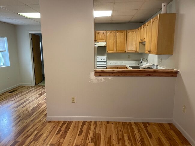 Photo - 260 Raymond Hill Rd