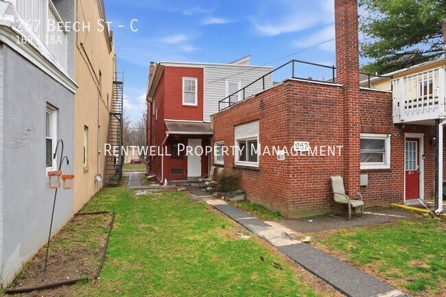 Photo - 267 Beech St Unit C