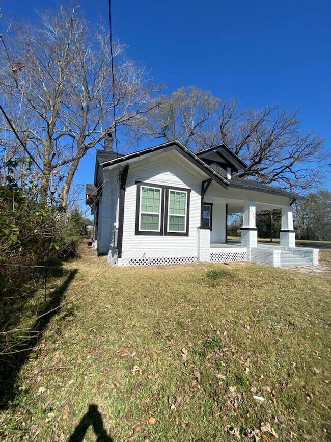 Photo - BEAUTIFUL HOME IN BEAUMONT. MOVE IN READY!.