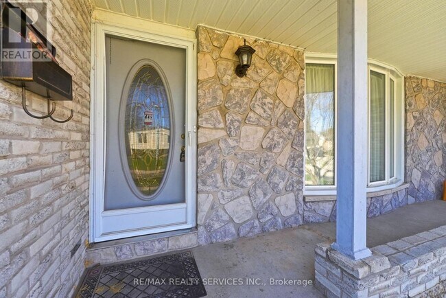 Photo - 5 Chaucer Rd