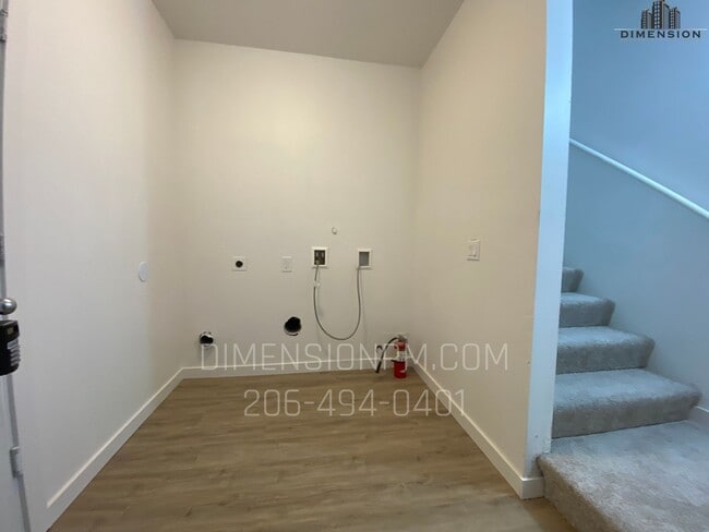 Photo - Heart of Renton! Amazing 4 bed, 3.5 bath Renton townhome in a desirable location! Easy self showi...