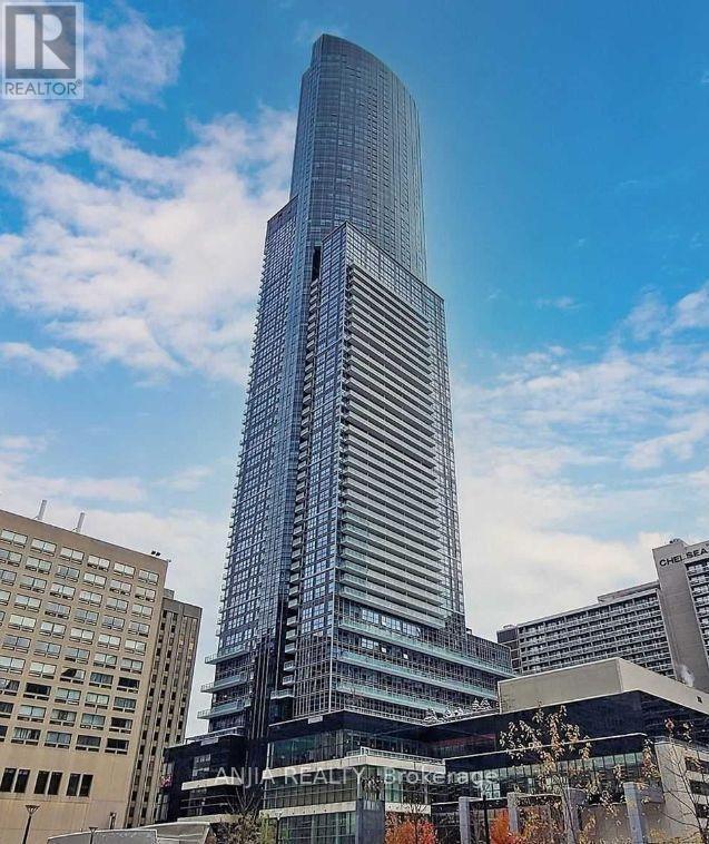 Photo - 386 Yonge St Unit 817