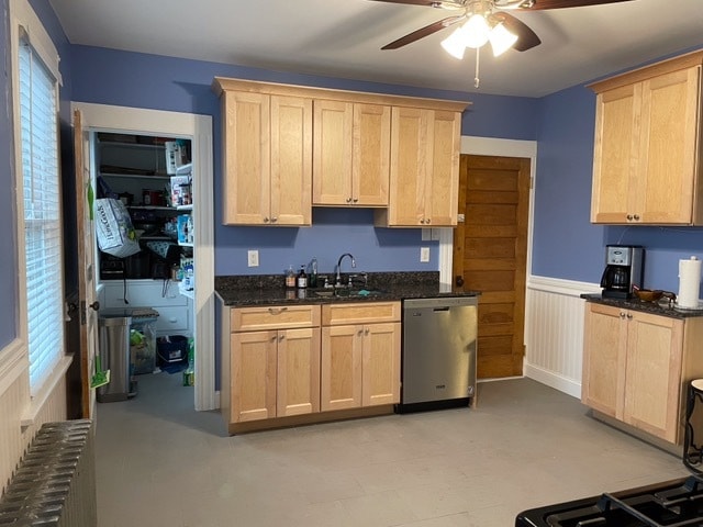 Kitchen - 25 Bungalow Ave Unit 1