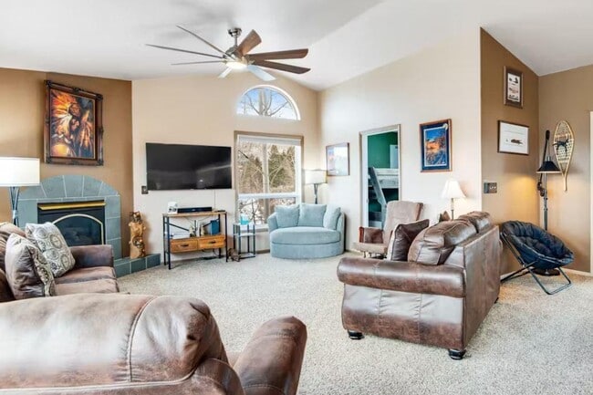 Photo - 281 Overlook Dr